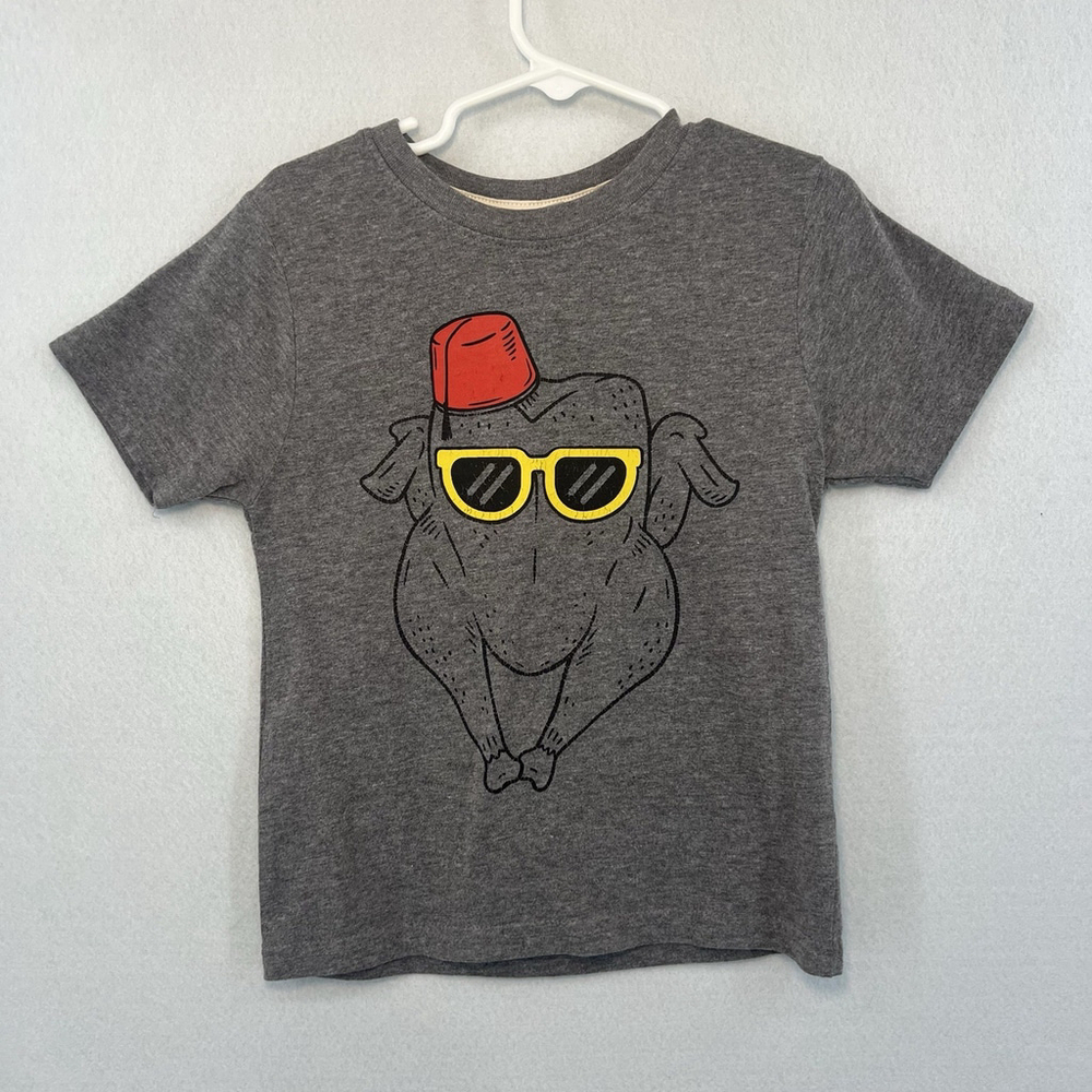 Kids Tshirt Turkey Wearing Sunglasses Red Fez Hat Gray Friends Toddler Size 4T - Picture 2 of 11